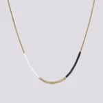 zlatna crna bela ogrlica Simplicity